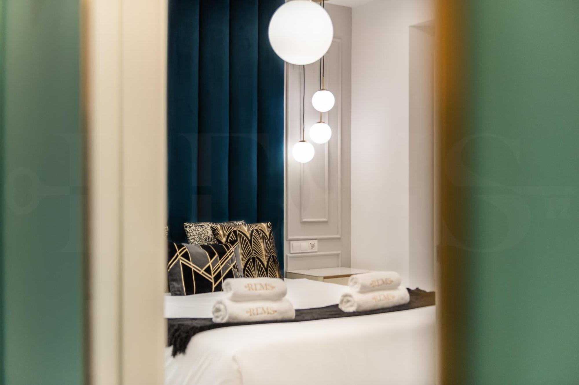 Apartament Glamorous Flat In The Heart Of By Rems *