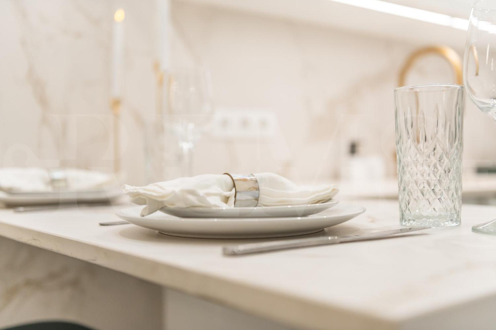 Glamorous Flat In The Heart Of By Rems Apartament *